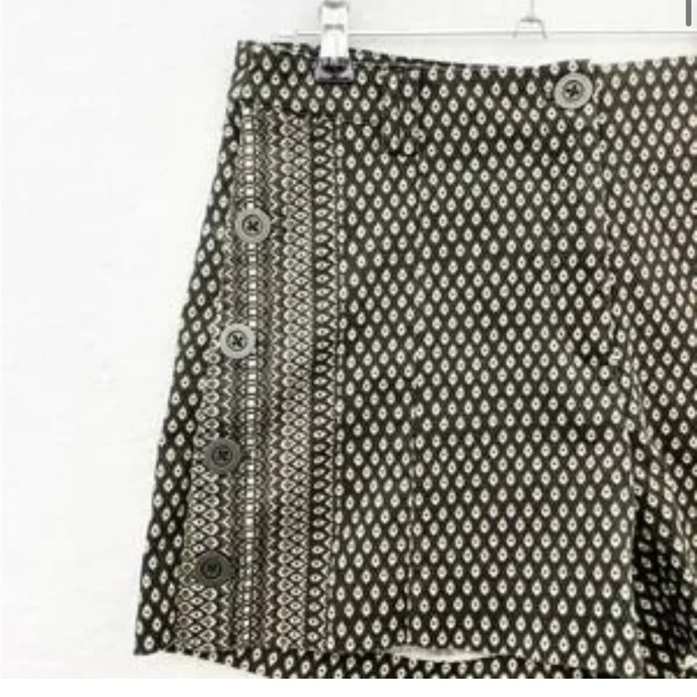 Anthropologie Cartonnier Black Button Side Shorts Geometric Sz 6 high waisted - Picture 4 of 13